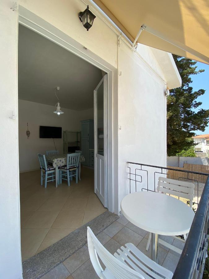 Sabrina Apartments Porto Pino Zewnętrze zdjęcie